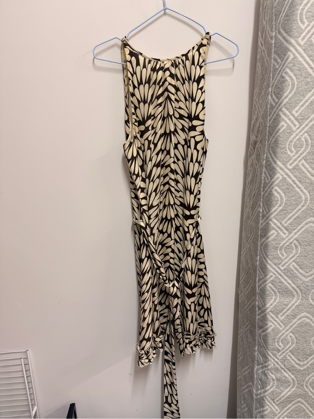 Tory Burch Black and Cream Sleeveless Mini Dress with Tie